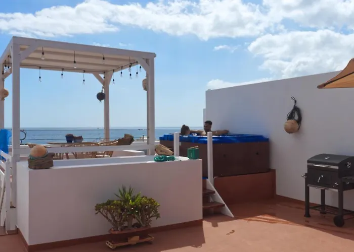 Infinity - Apts Ian Jandia Sur アパート