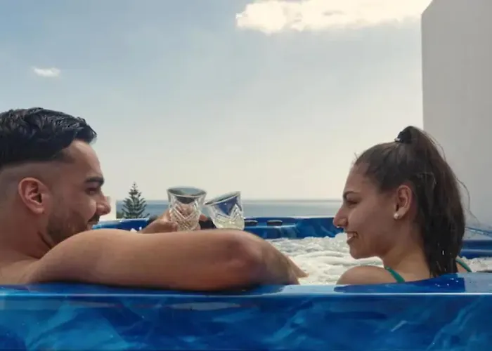 Infinity - Apts Ian Jandia Sur アパート